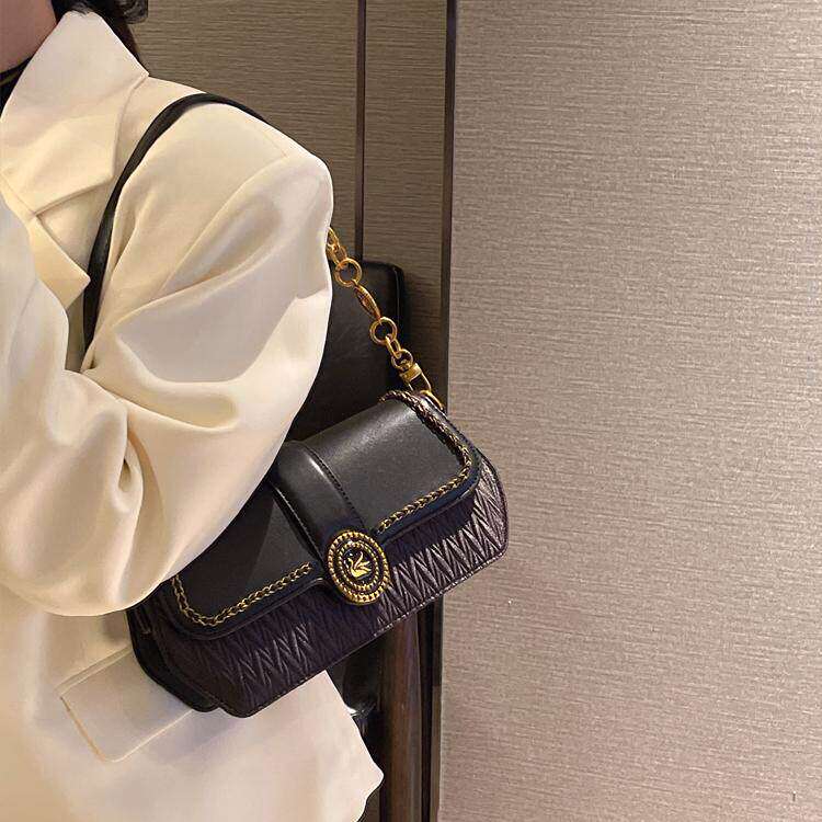 轻奢高级感小众褶皱腋下法棍包包女2026新款春夏单肩斜挎节日礼品