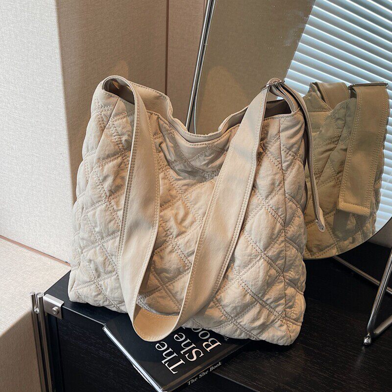 菱格绣线棉服包韩版通勤