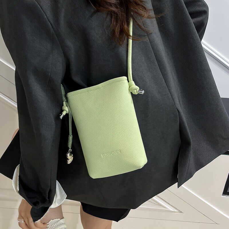 小众设计手机包迷你小包包女式2026新款夏天超火斜挎包时节日礼品