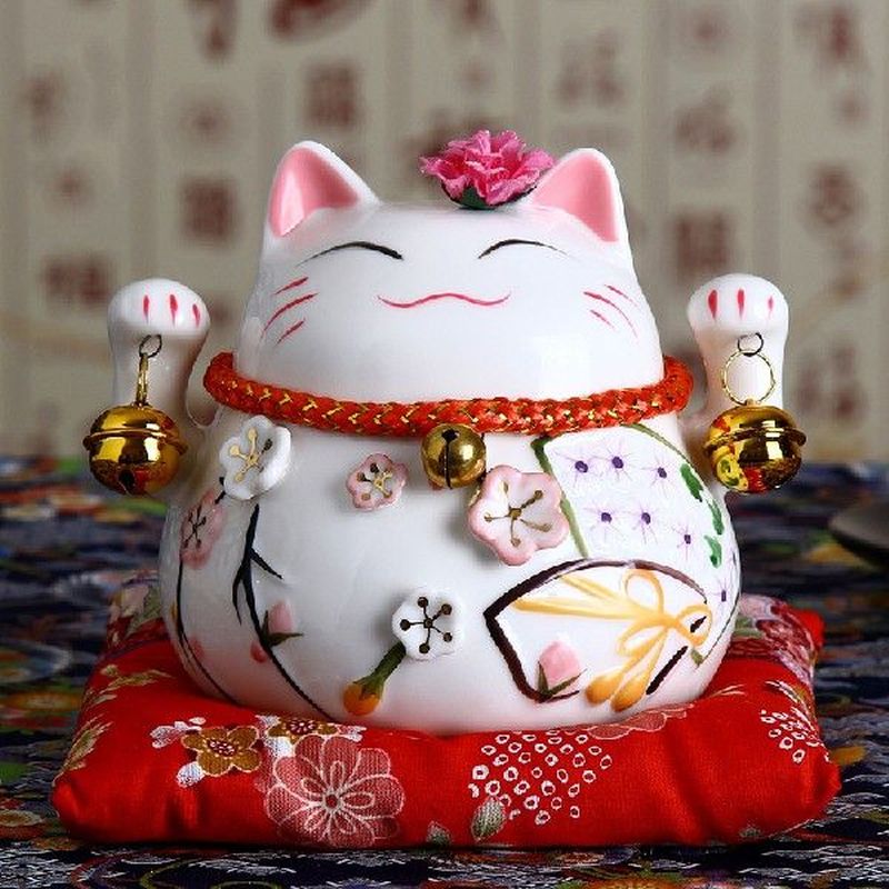 4.5 inch Japanese Ceramic Lucky Cat Maneki Neko Home