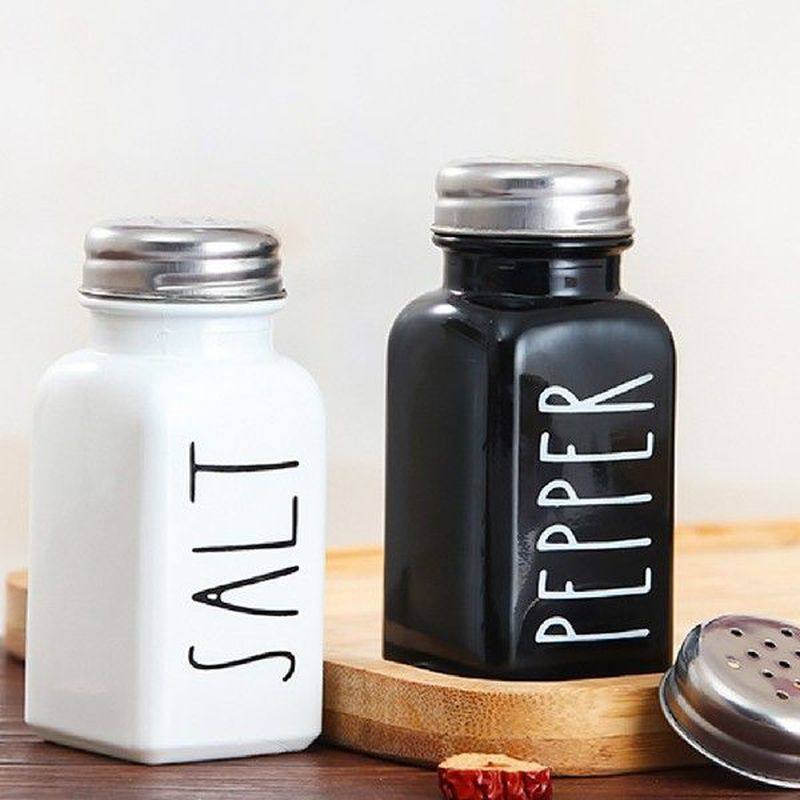 1 set salt shaker empty square spice jars small with labels