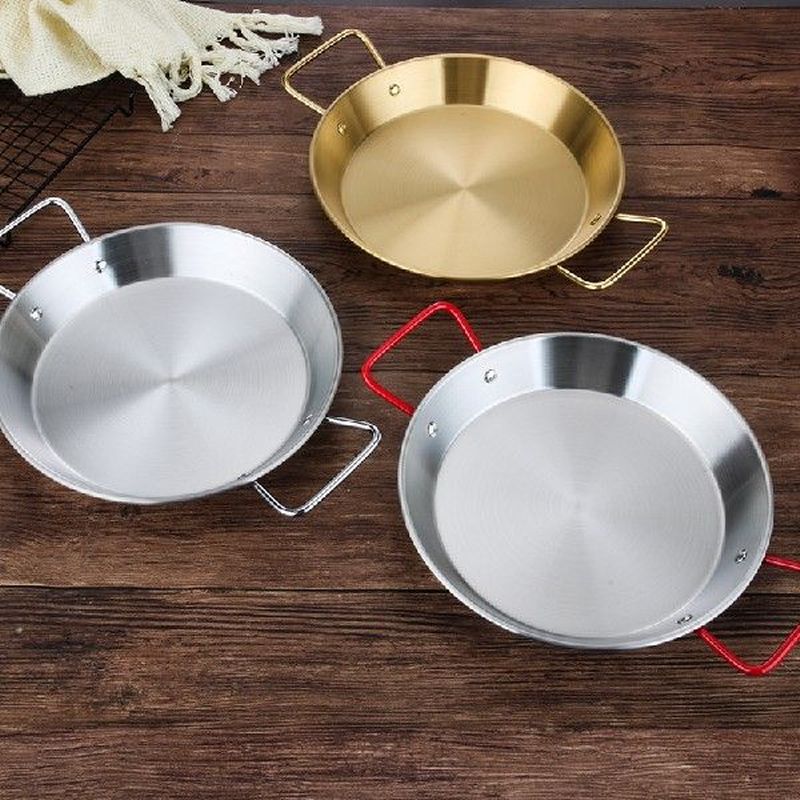 Spanish seafood rice pot salad pasta plate have ear pan