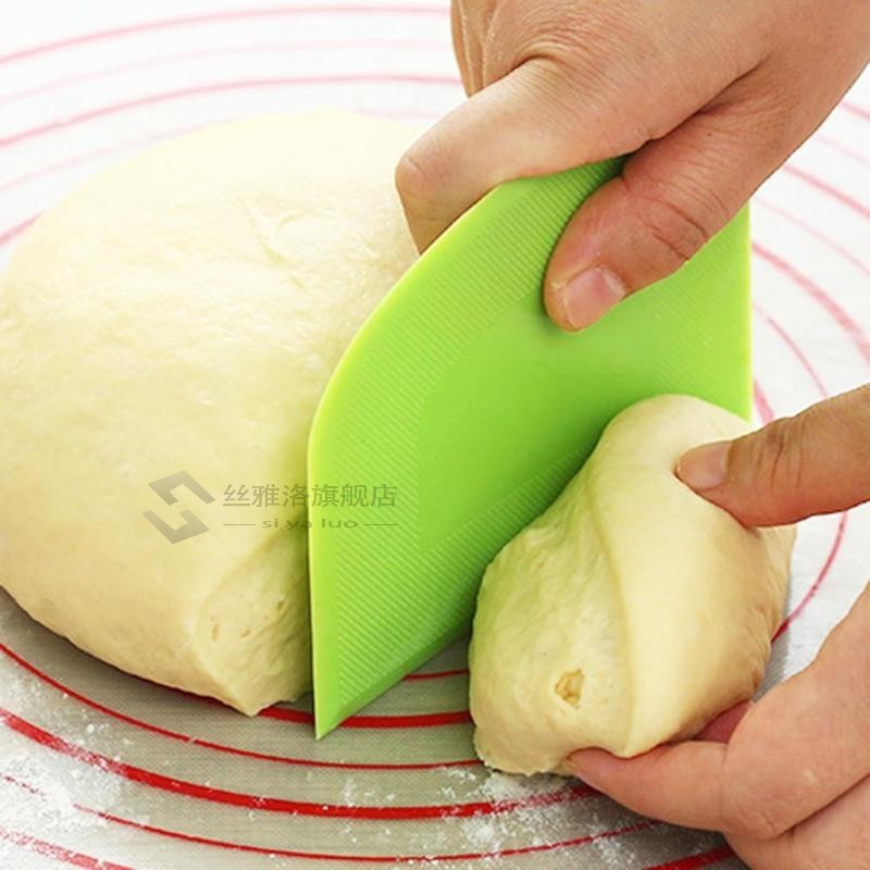 Plastic Cake Cream Spatula Dough Cutter Butter Batter Scrape