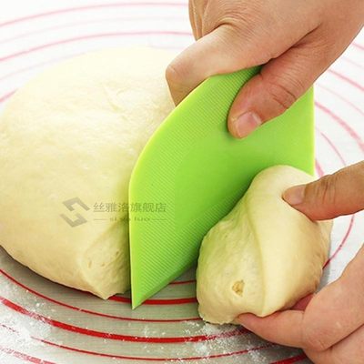 Plastic Cake Cream Spatula Dough Cutter Butter Batter Scrape