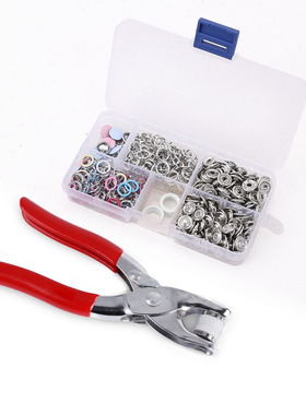 SODIAL(R)110pcs buttons 5 hollow / solid claws + clip + stor