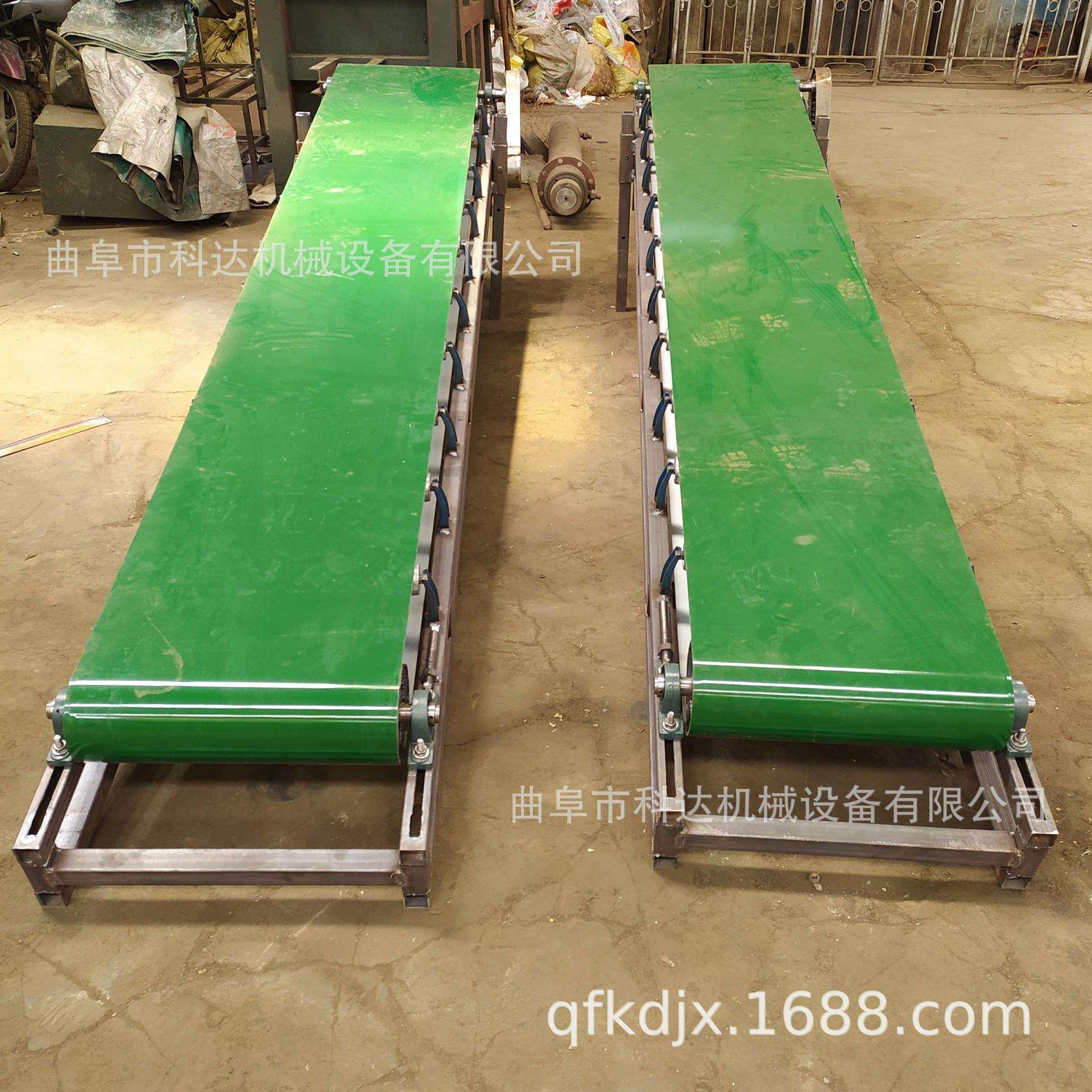 小型绿色PVC带输送机裙边加档边不掉料输送机碎石子大倾角输送机