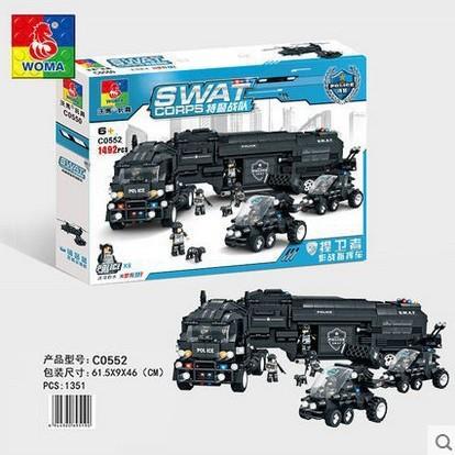 沃马积木特警战队捍卫者作战指挥车科教益智拼装积木人仔C0552