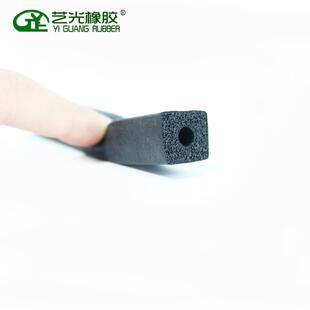 厂家直销硅胶异型条黑色半圆型硅胶密封条防尘防水隔音硅胶条