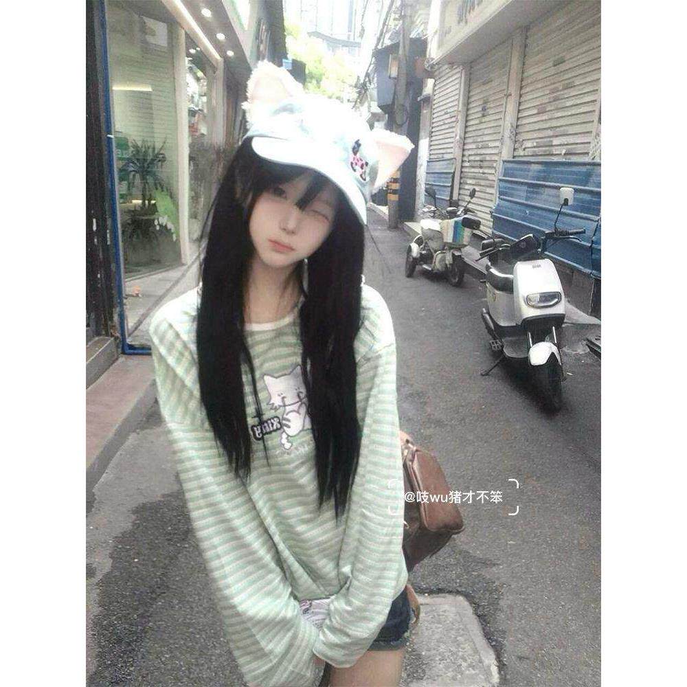 日系小猫刺绣绿色条纹长袖t恤女2026春秋新款宽松显瘦慵懒风上衣