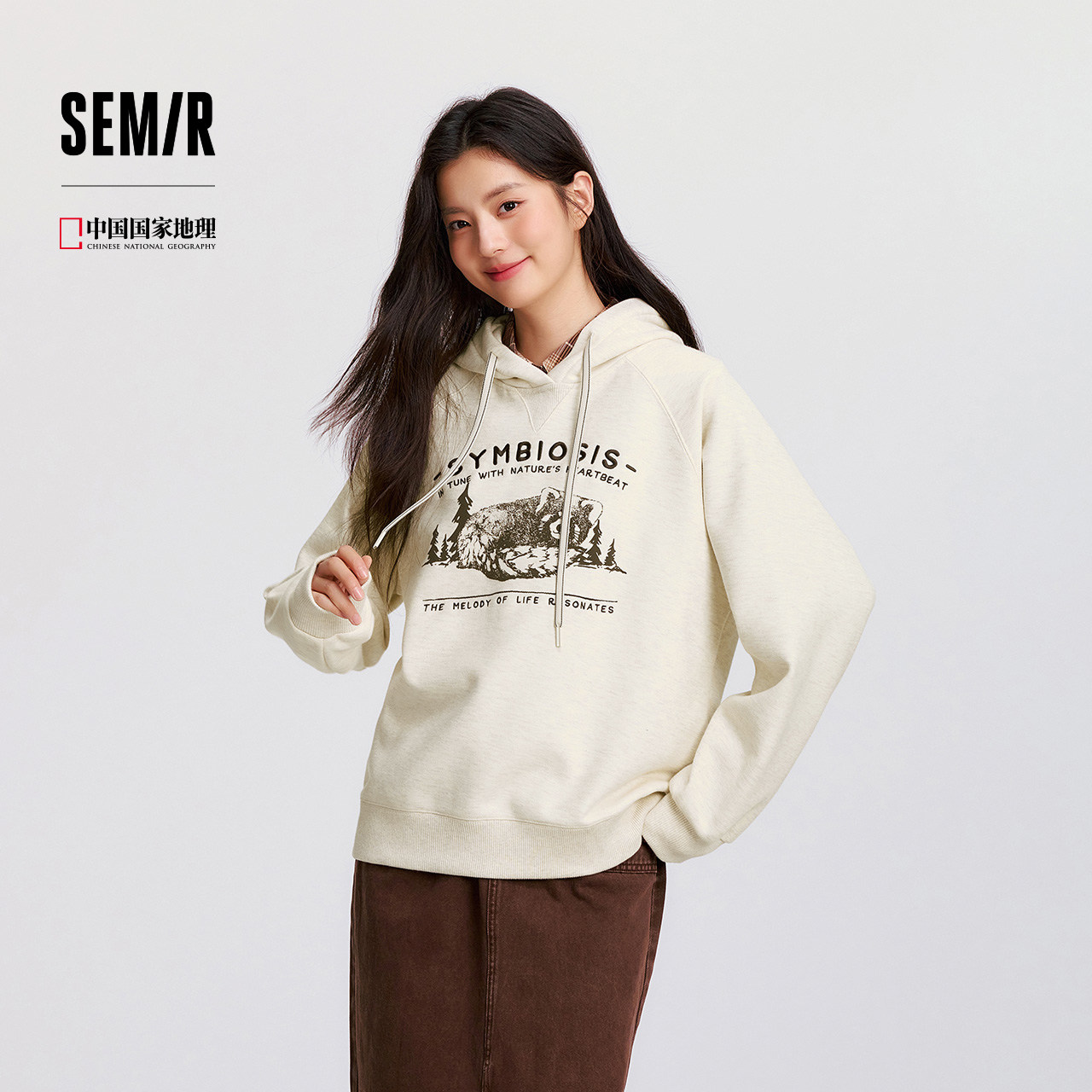 森马中国国家地理系列加绒卫衣女