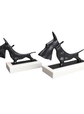 现代简约铸铁黑色刀刀狗样板房售楼部卧室客厅书房桌面饰品摆件