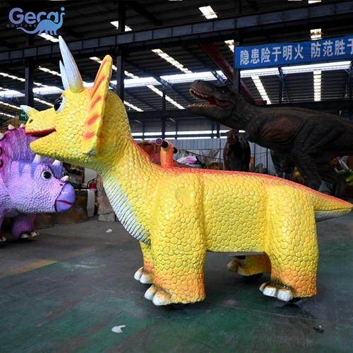 创业商机恐龙电瓶车儿童电瓶车硅胶广场恐龙车