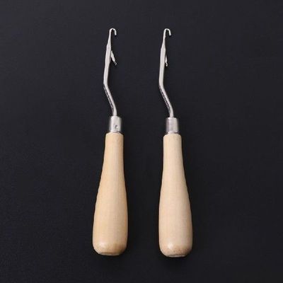 2 Buah Kait Crochet Pegangan Kayu Karpet Reparasi Jarum