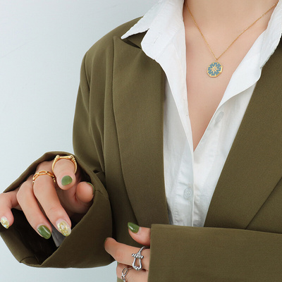 Fashion ins style octagonal star inlaid zircon Compass Pend