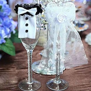 2pcs Toasting Decoration Bride&Groom Tux Bridal Veil