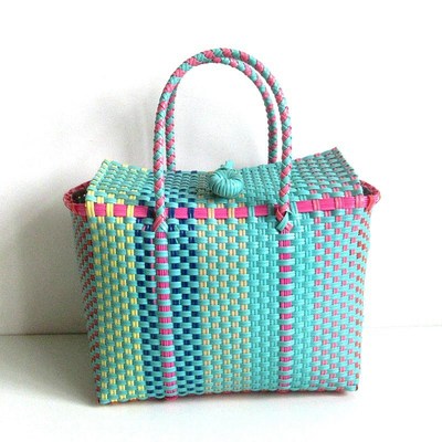 Article plastic woven basket bag straw bag hand basket