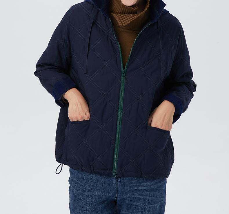 斯琴2022冬新品棉深兰立领连帽落肩拉链拼接薄棉服BBDS02028 1780