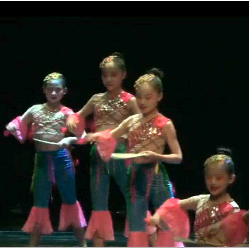 欢庆渔鼓儿童演出服表演服装唧唧鱼儿跃六一幼儿现代舞服女童新款