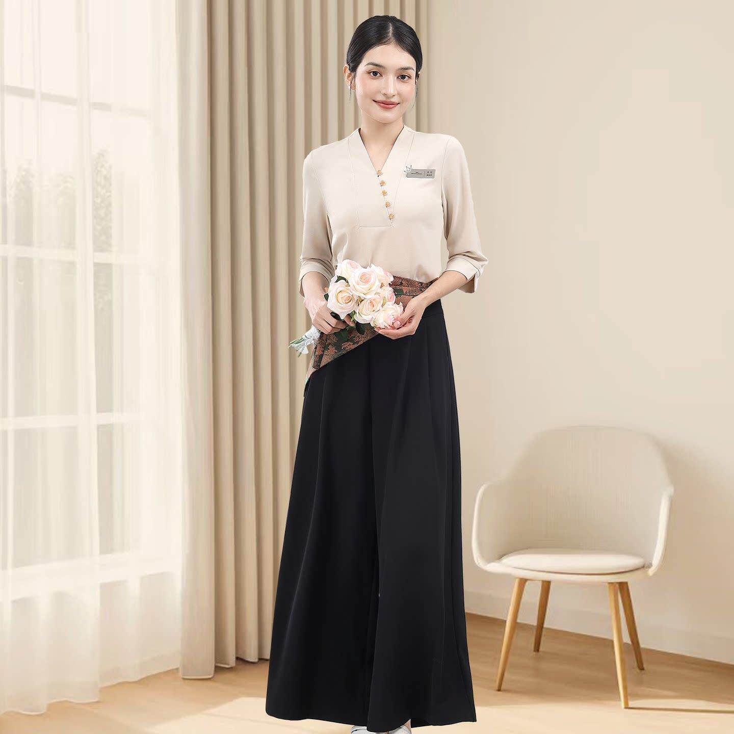美容院工作服女美容师高端皮肤管理师2026新款洋气新中式套装秋冬
