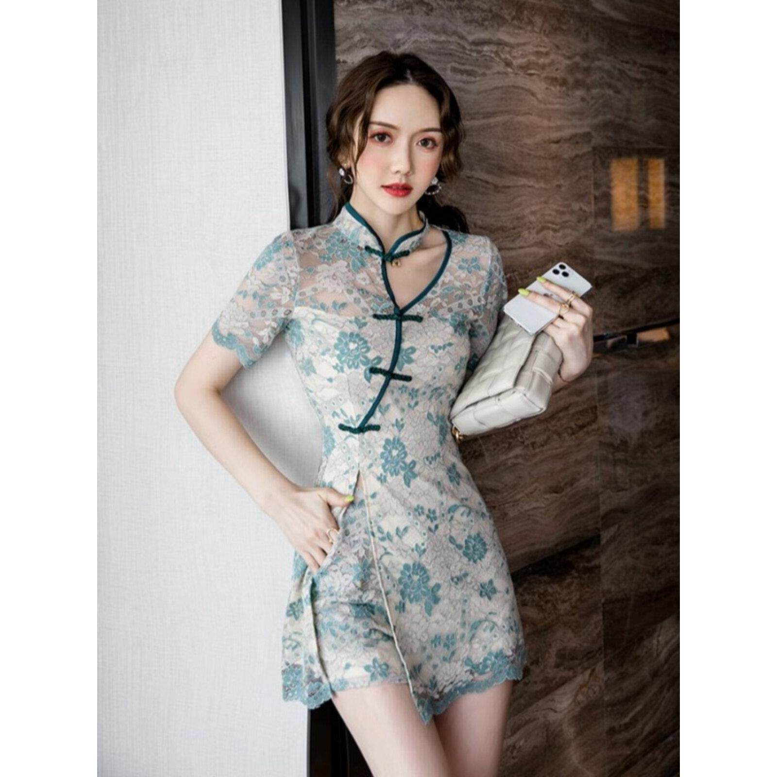 夏日性感蕾丝旗袍连衣裙,时尚两件套,足浴技师工作服,为女性显