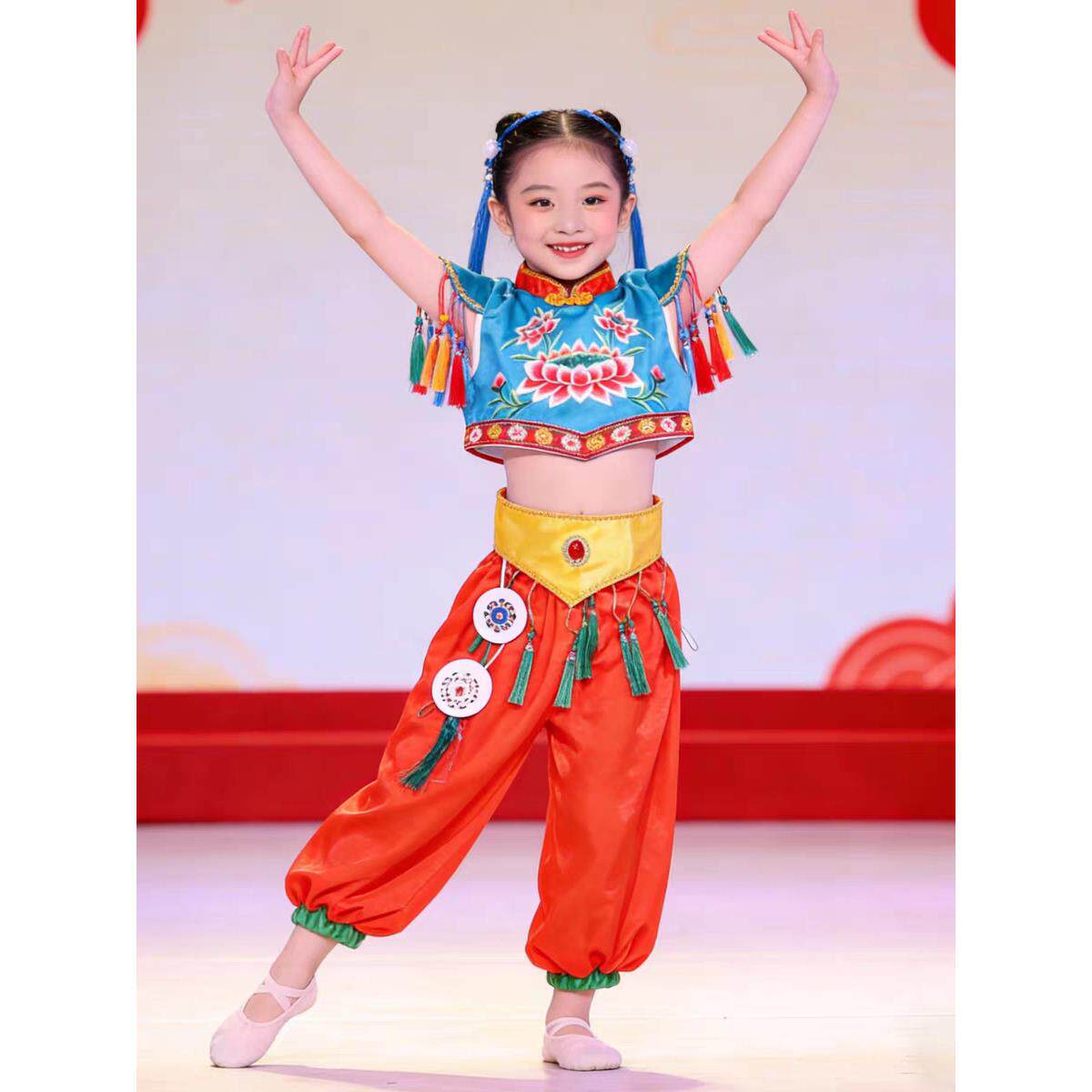 儿童喜庆开门红演出服男女童打鼓服秧歌灯笼服幼儿民族舞蹈服装