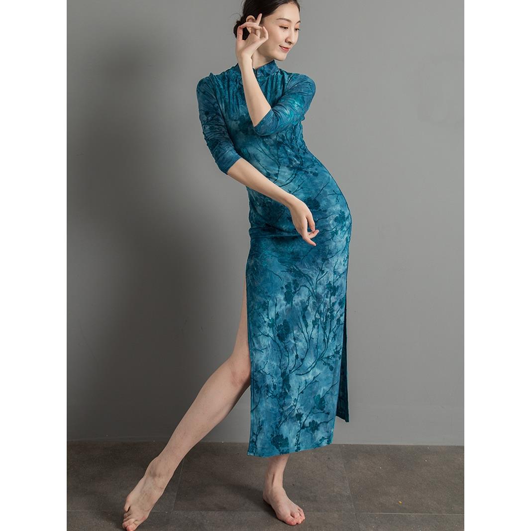 新中国风古典舞服，旗袍练习服，成人旗袍开衩中国舞拉丁舞表演服