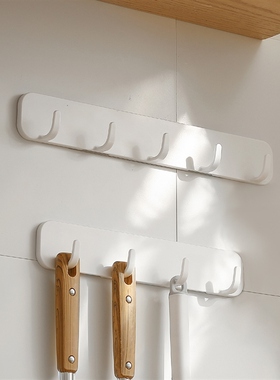 Jane's hooks are strong enough to keep the puncture hooks of