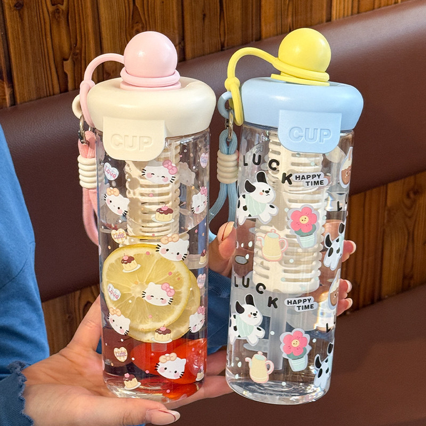 可爱水杯女生超萌浮球塑料杯高颜值水杯夏天吸管杯生可爱卡通杯子