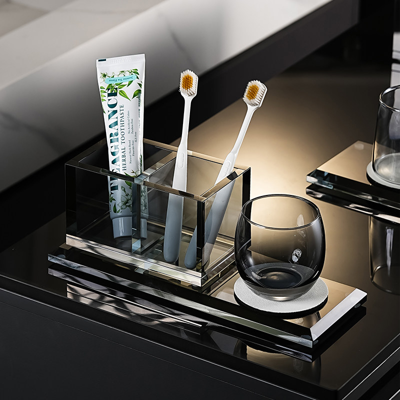 轻奢化妆室洗漱台面置物架家用水晶玻璃梳子收纳单双人漱口杯套装
