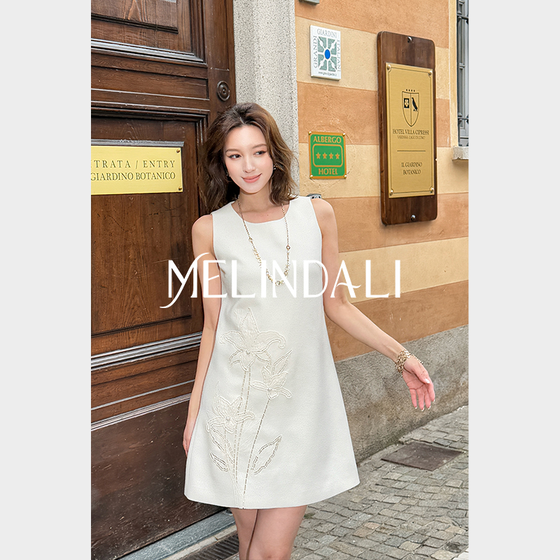 MELINDA LI【百合章节】私服立体百合刺绣肌理无袖连衣裙小礼服裙