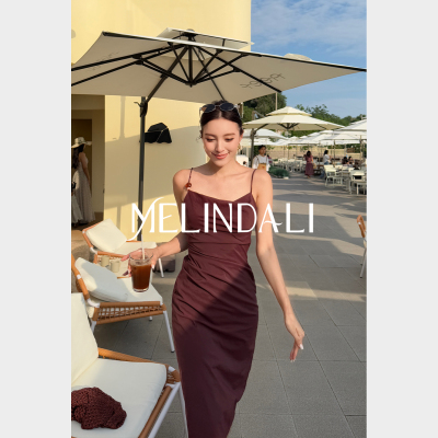 MELINDA LI【肯豆系】私服酒红肩带串珠斜裁收腰新款吊带连衣裙女