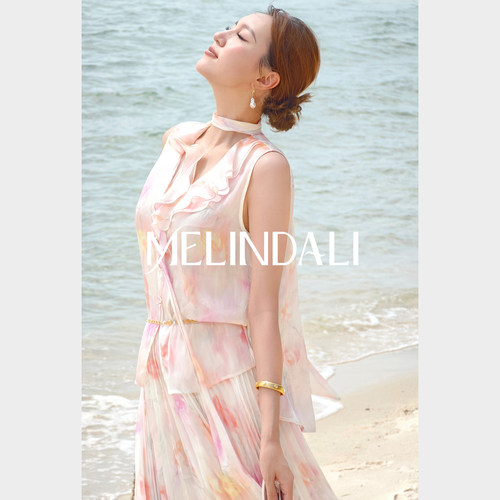 MELINDA LI【花香美人】法式珠光感晕染印花荷叶领飘带上衣压褶裙