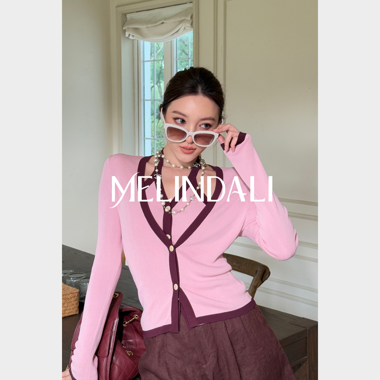 MELINDA LI【酒渍玫瑰】撞色挂脖假两件针织衫秋新款收腰显瘦上衣