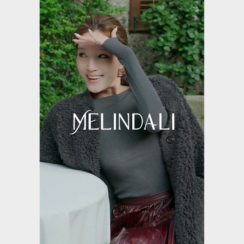MELINDA LI2/80支18G岛精阿拉善山羊绒桑蚕丝船领高领打底毛衣