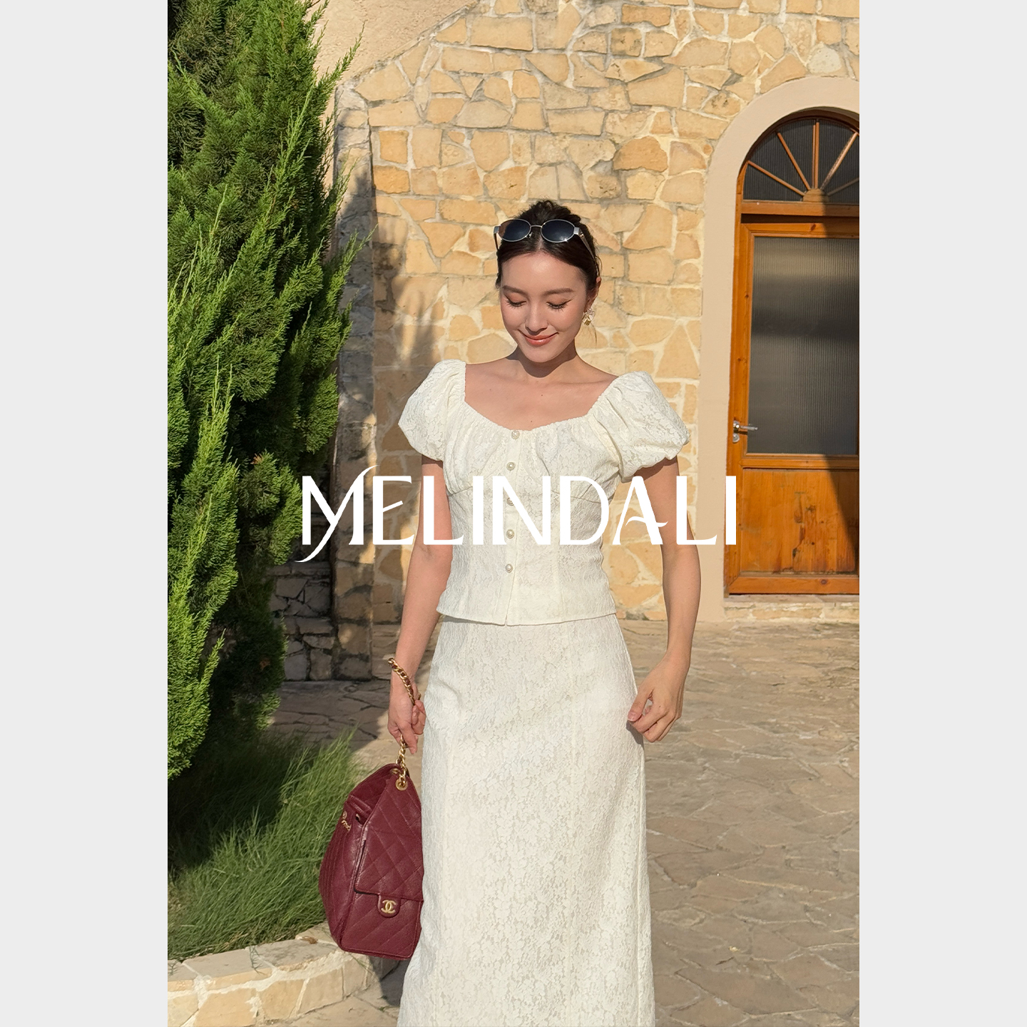 MELINDA LI【初秋白】夏季一衣两穿蕾丝泡泡袖收腰上衣半裙套装