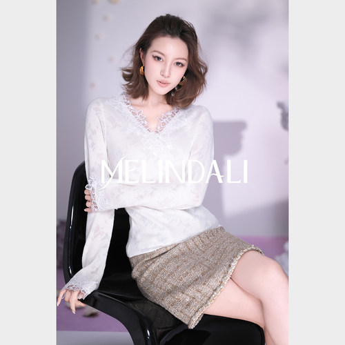 MELINDA LI【玉白蕾丝】软糯云感绵羊毛混纺细闪蕾丝提花针织毛衣