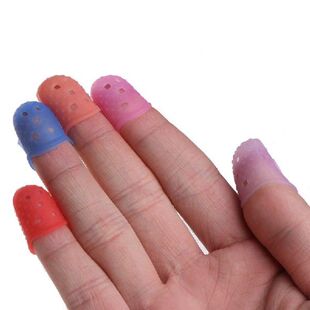 Alat Jahit Tenun Pelindung Jari Bidal Silikon Warna Acak