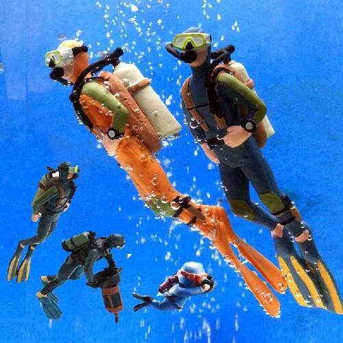 Kawaii Interesting Floating Resin Frogman Aquarium