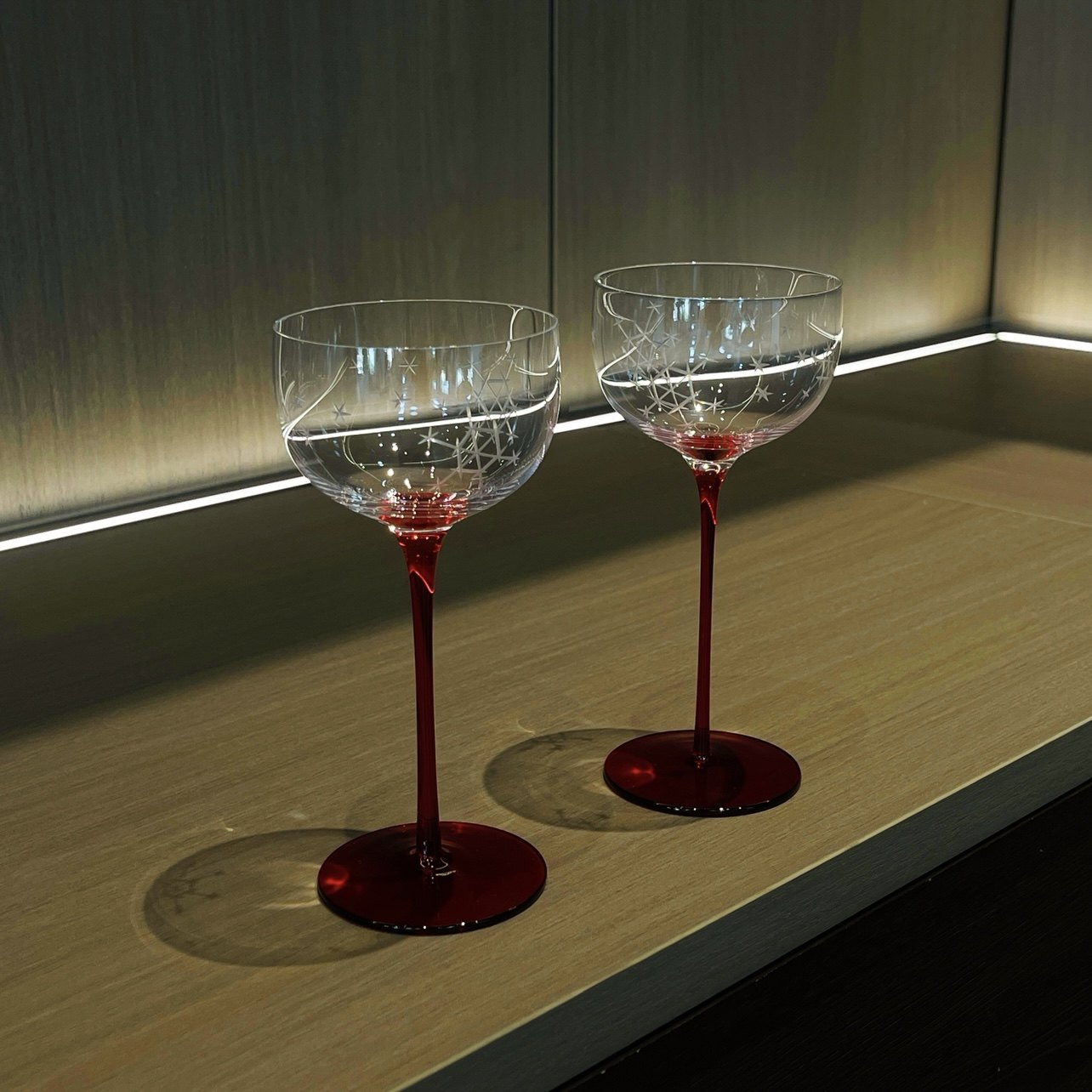 拍一发二外贸款高脚雕花酒杯家用鸡尾酒杯甜品杯HZX,餐饮具,葡萄酒/红酒杯,淘宝优惠券,粉丝福利购,淘宝优惠卷