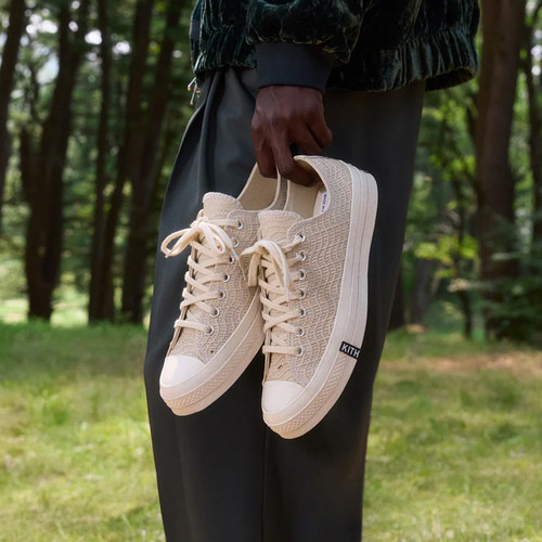 828674434594Converse×Kith