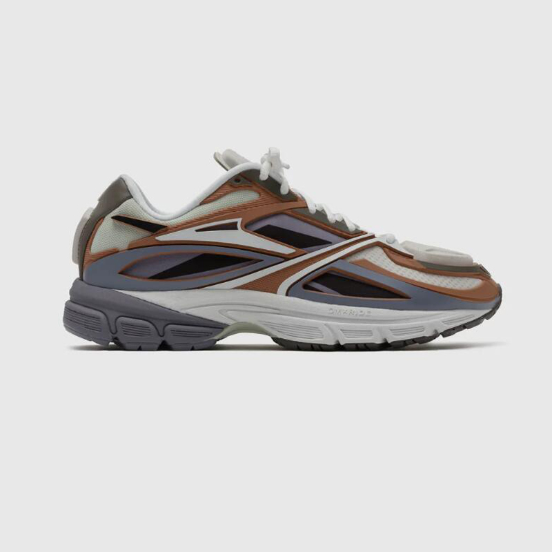 锐步防滑耐磨橡胶外底联名鞋