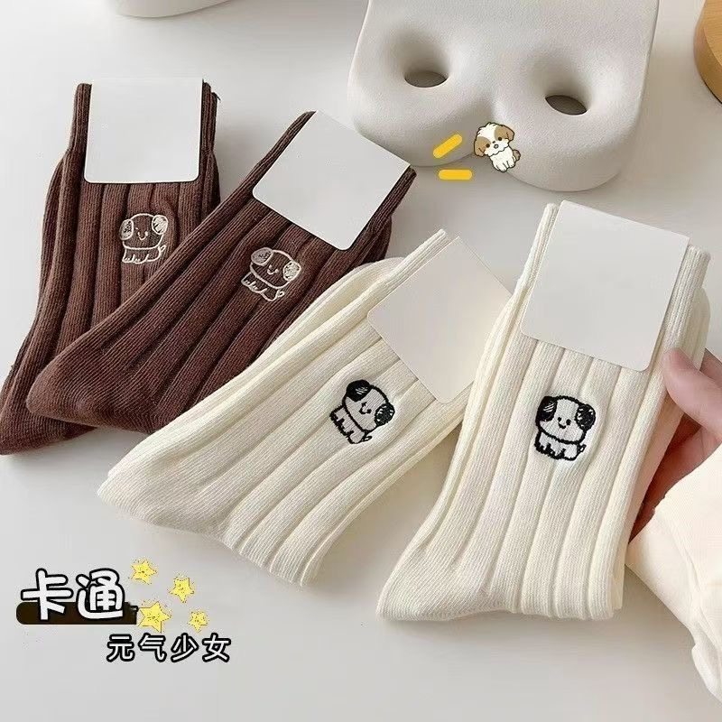 100%新疆棉白色袜子女秋冬卡通小狗中筒袜ins日系可爱女生长筒袜