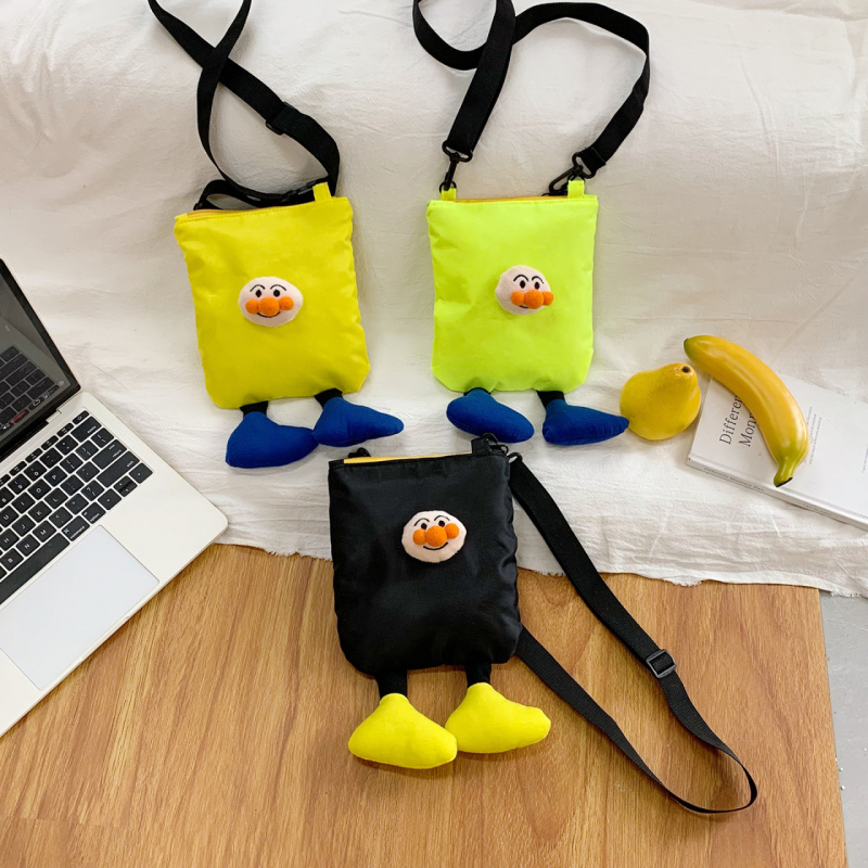 儿童包2025时尚韩版男童女孩休闲零钱包女生潮搭手机包卡通斜挎包