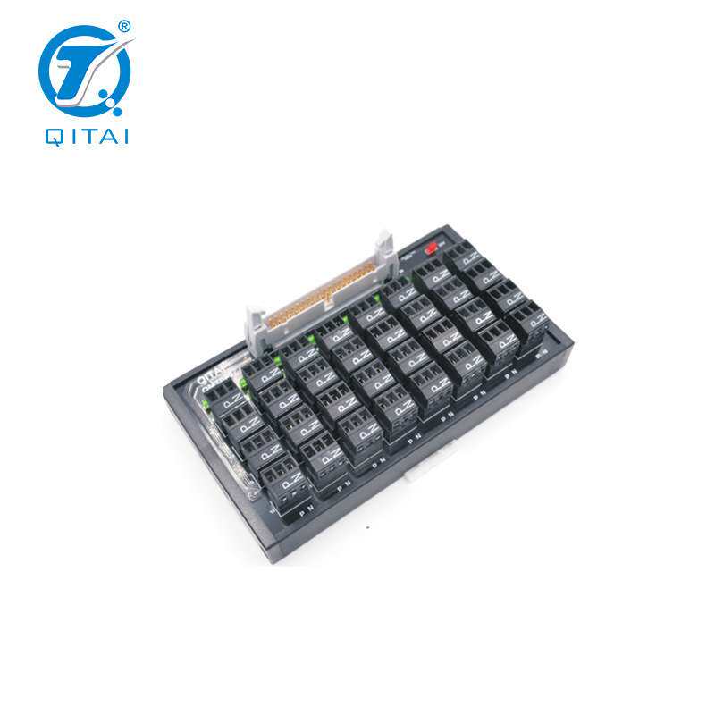 QMT08A 32位输入/输出端子台NPN/PNP通用开关电源分线器接线端子