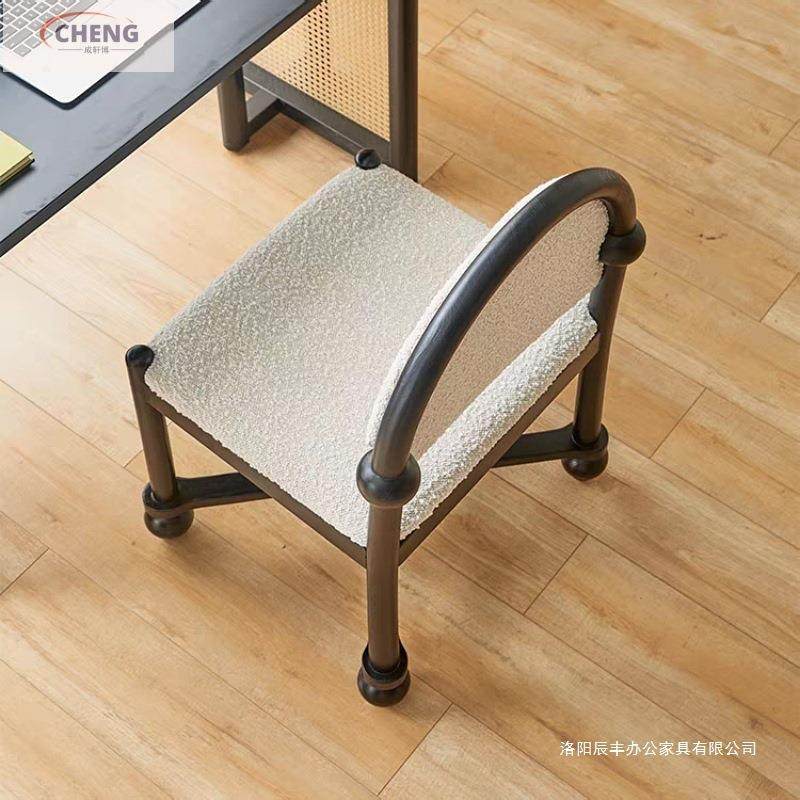 法式简约款实木靠背椅奶油中古风梳妆椅简约设计师卧室化妆凳主卧