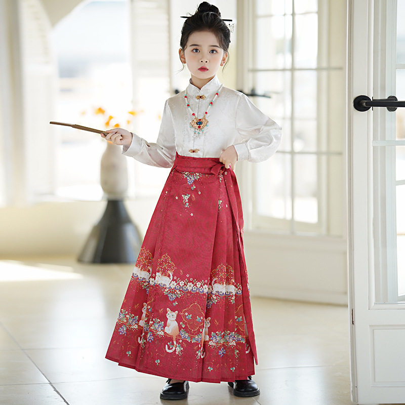 女童马面裙2025春款汉服儿童古装新中式国风感明制半身裙套装