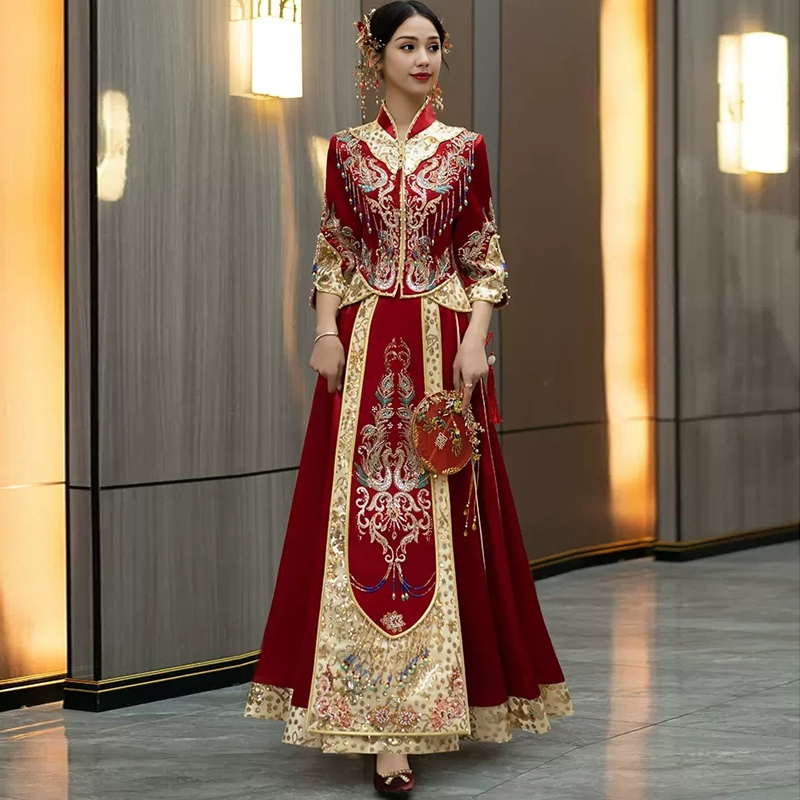 秀禾服新娘婚服重工刺绣