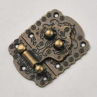 新款直销仿古锌合金搭扣酒盒锁扣面板箱扣可配密码挂锁搭扣五金配