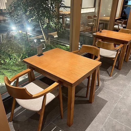 实木咖啡厅桌椅主题餐厅饭店日料烘焙店茶餐厅西餐厅桌椅组合商用