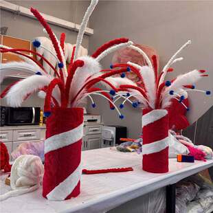 新年毛绒烟花桌面炮筒DIY手工美陈服装店拍照打卡炫彩焰火桶橱窗